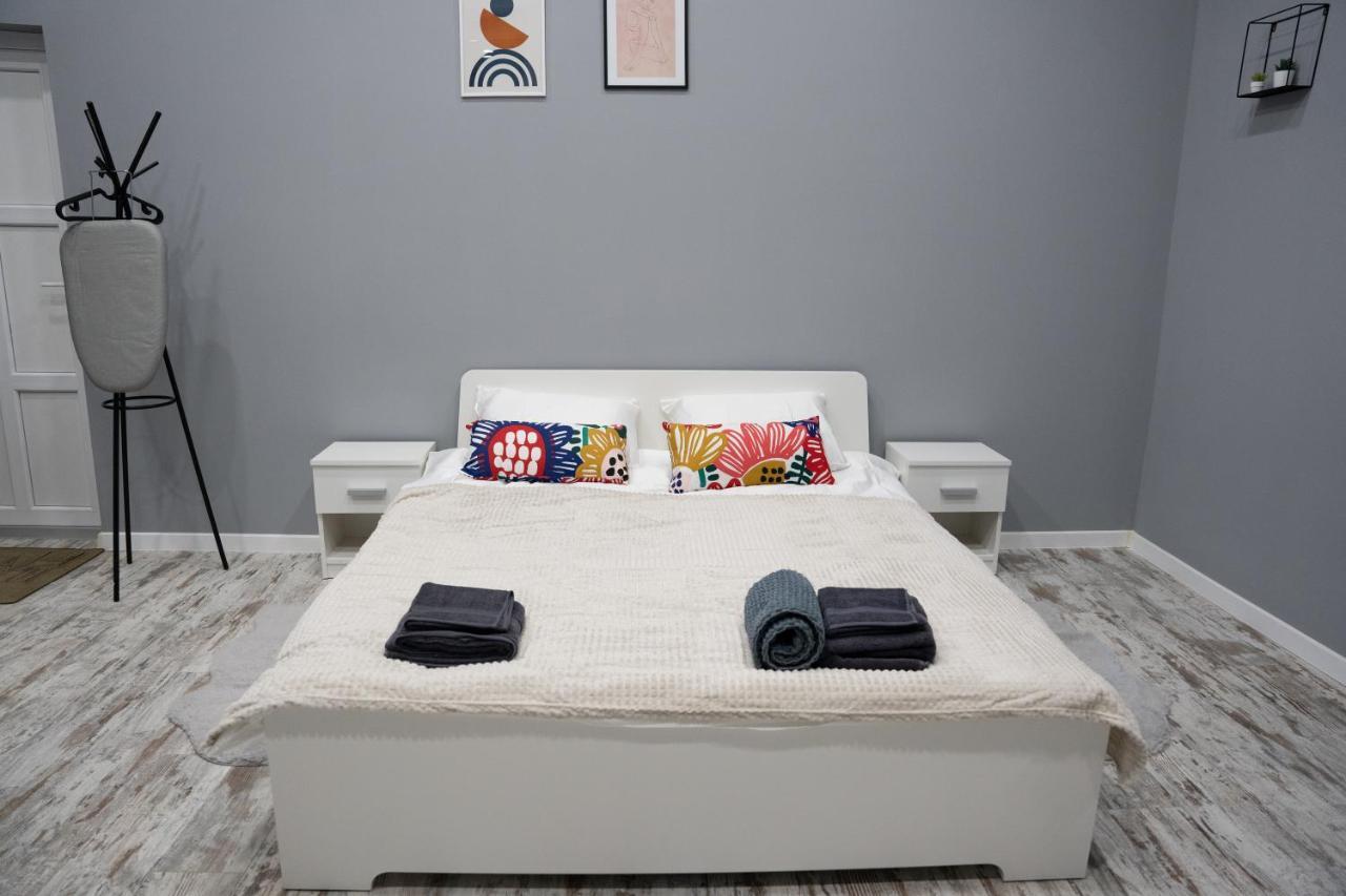 Soho Apartments Лвив Екстериор снимка